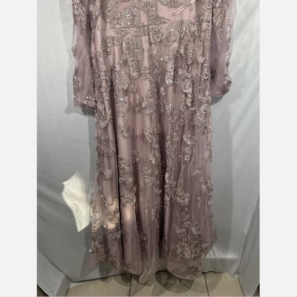 NWT $598 Mac Duggal [ 20 ] Embroidered Illusion High Neck A Line Gown Lilac Mauv - Picture 9 of 15